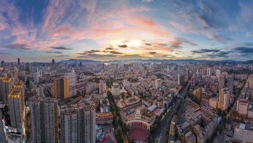 2025澳门资料正版资料免费1,奚梦瑶重返T台走秀,作答解释落实的民间信仰_创意版V10.6